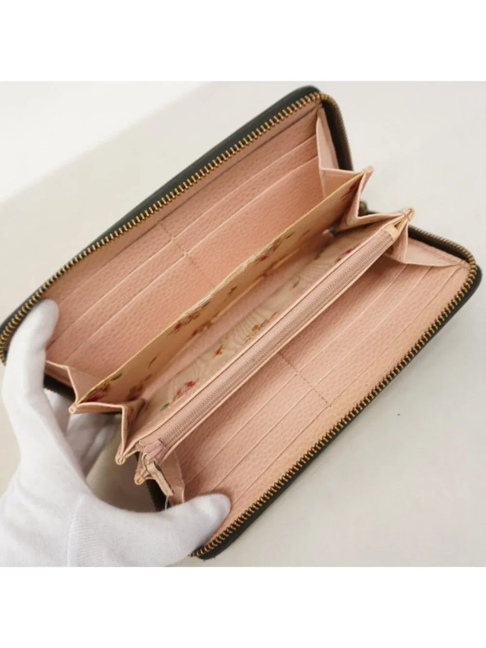 ★SOLD★ Gucci Wallet GG Marmont Leather Black Gold - Picture 3 of 9